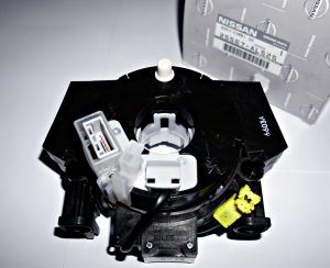 25567-AL525 Body Combination Switch to fit Nissan Navara Pathfinder